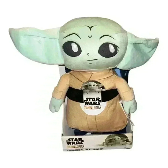 🎄NWT Star Wars Baby Yoda pillow/throw set - Picture 1 of 4